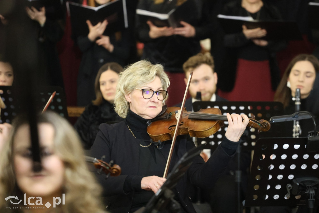 Magia w każdym dźwięku i wypełniony kościół