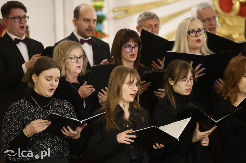 Magia w każdym dźwięku i wypełniony kościół