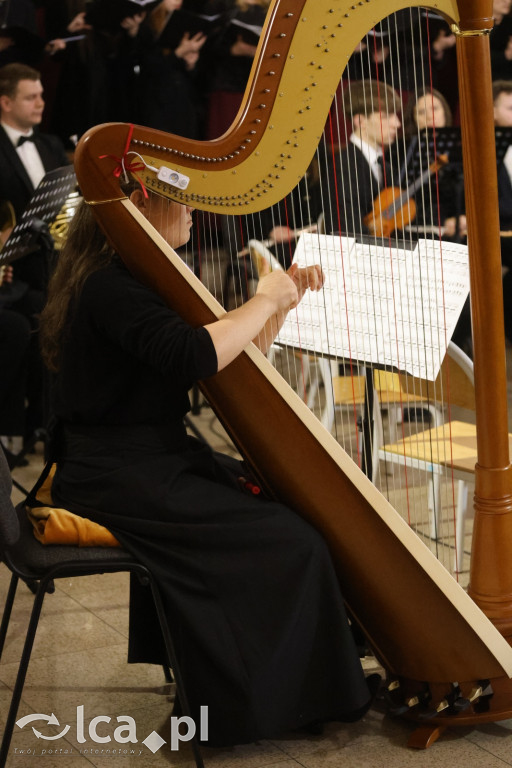 Magia w każdym dźwięku i wypełniony kościół