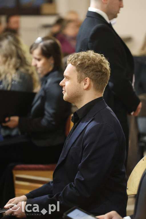 Magia w każdym dźwięku i wypełniony kościół