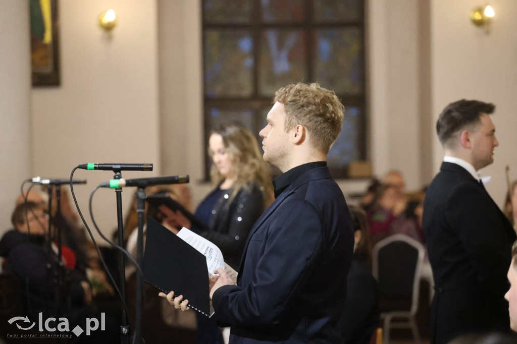 Magia w każdym dźwięku i wypełniony kościół