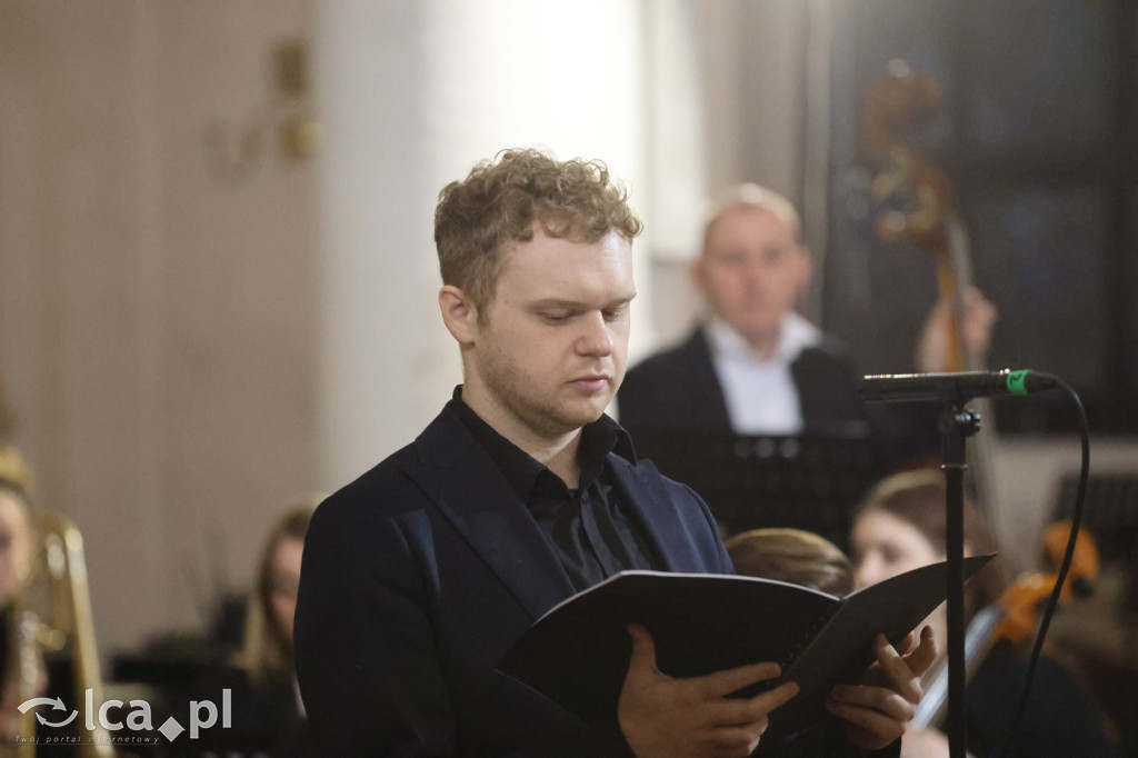 Magia w każdym dźwięku i wypełniony kościół