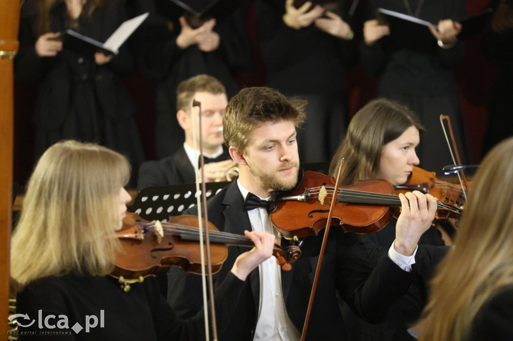 Magia w każdym dźwięku i wypełniony kościół