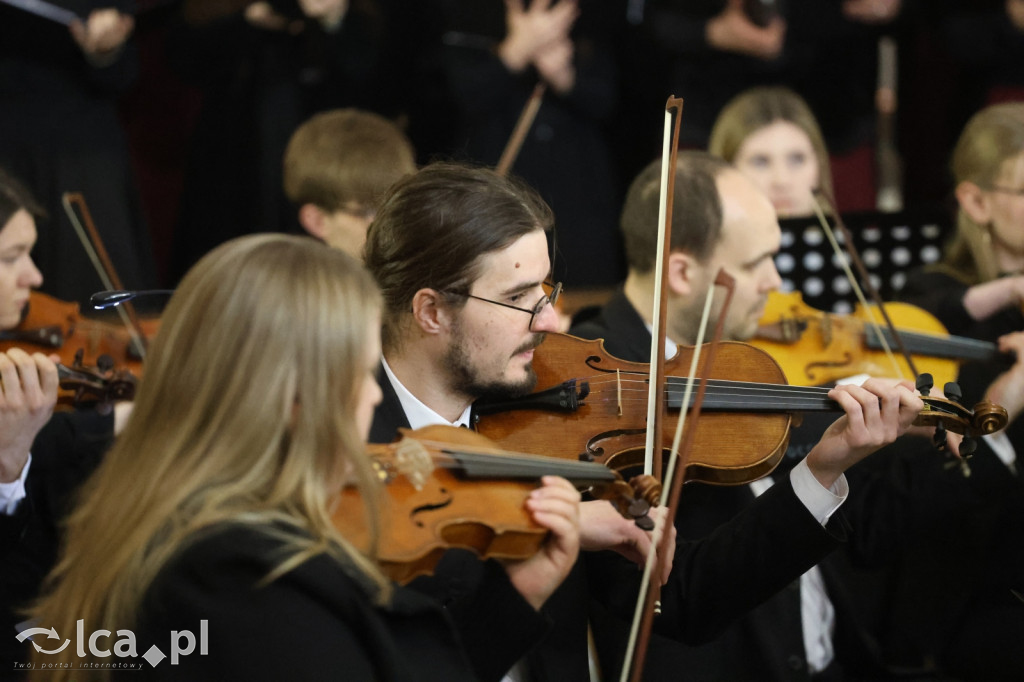 Magia w każdym dźwięku i wypełniony kościół