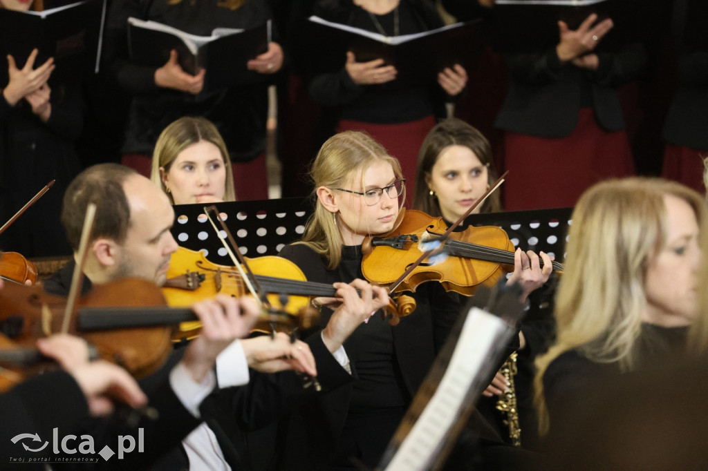 Magia w każdym dźwięku i wypełniony kościół