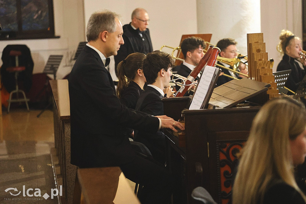 Magia w każdym dźwięku i wypełniony kościół