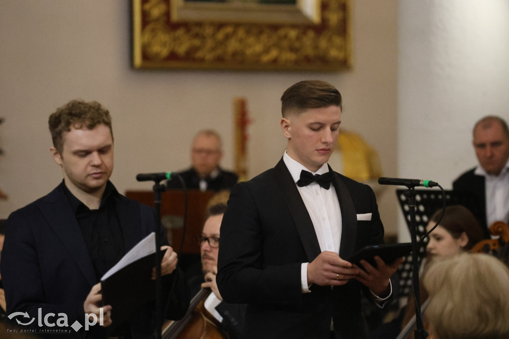 Magia w każdym dźwięku i wypełniony kościół