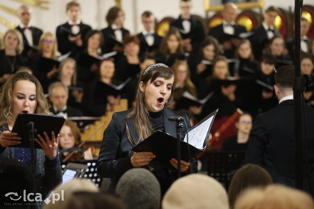 Magia w każdym dźwięku i wypełniony kościół