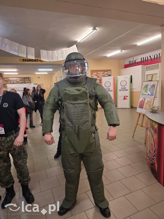 Mundur, pasja i adrenalina