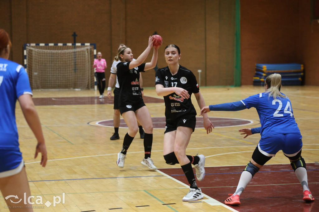 Dziewiątka demoluje rywalki w Legnicy!
