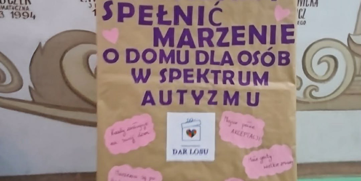 W I LO odbył się kiermasz ciast dla „Daru Losu”