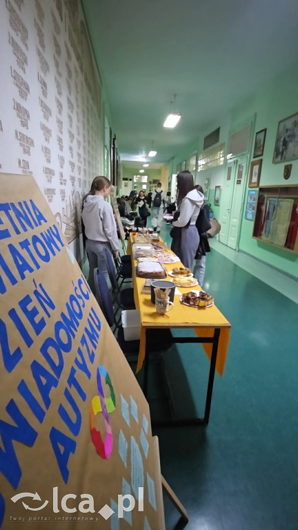 W I LO odbył się kiermasz ciast dla „Daru Losu”