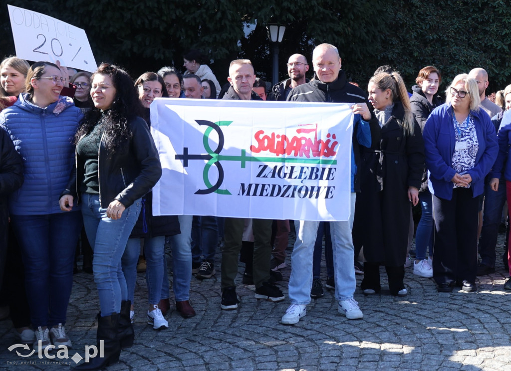 Gorąco przed siedzibą ZUS w Legnicy