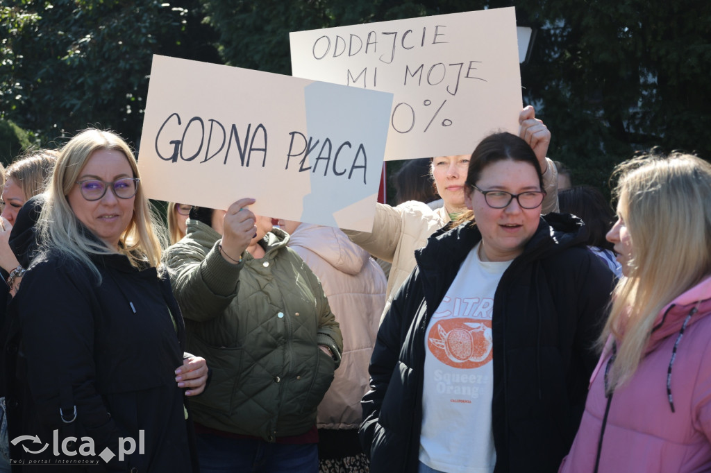 Gorąco przed siedzibą ZUS w Legnicy