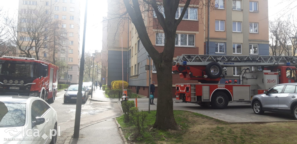 Akcja strażaków na 10. piętrze. To były ćwiczenia