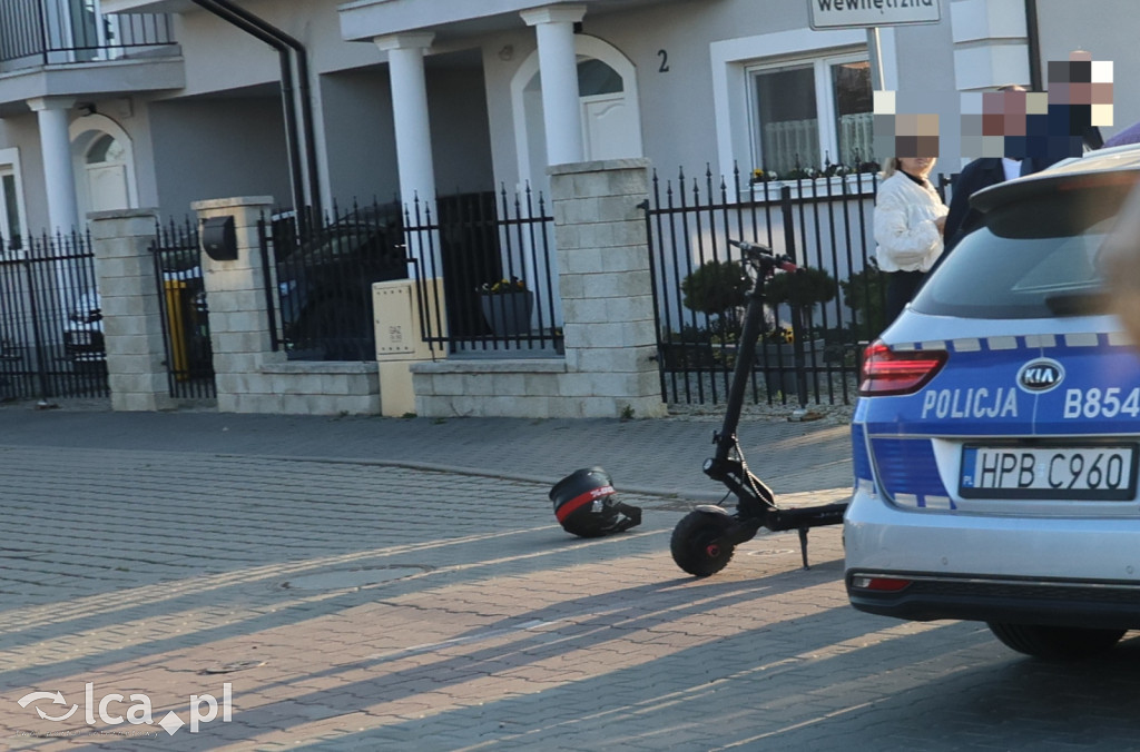 Dwaj nastolatkowie potrąceni przez osobówkę