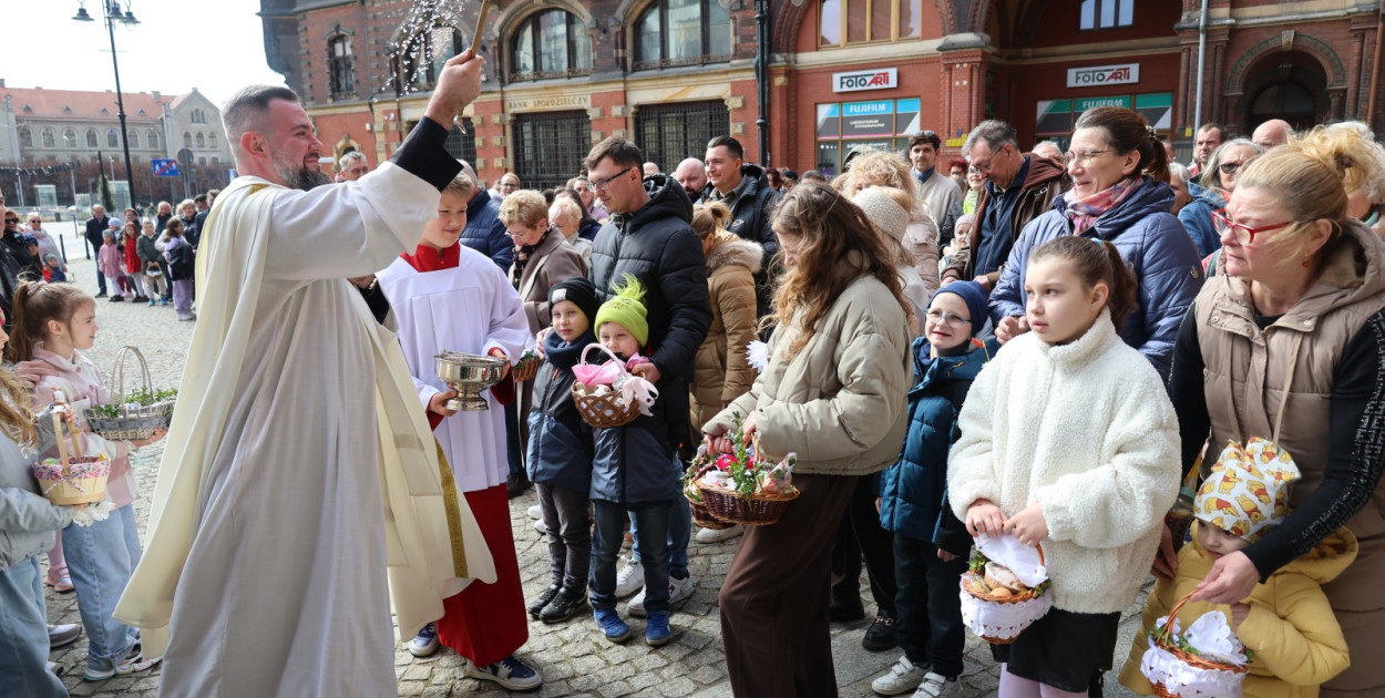 Święcenie pokarmów w kościołach