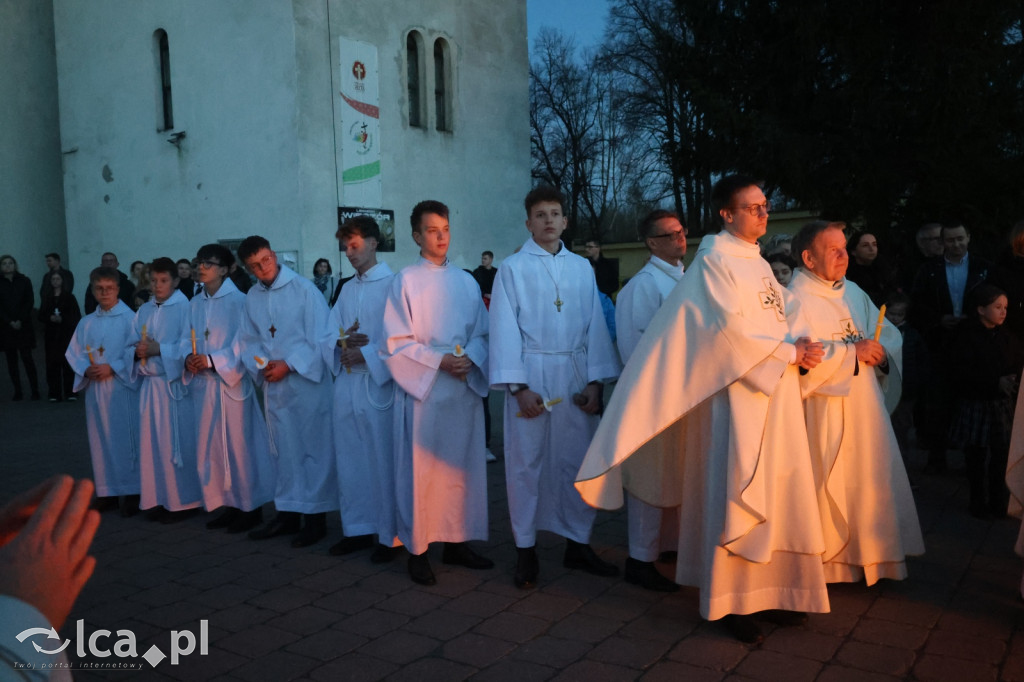 Wigilia Paschalna w kościele NSPJ w Legnicy