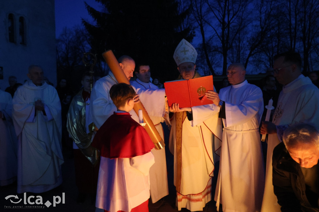 Wigilia Paschalna w kościele NSPJ w Legnicy