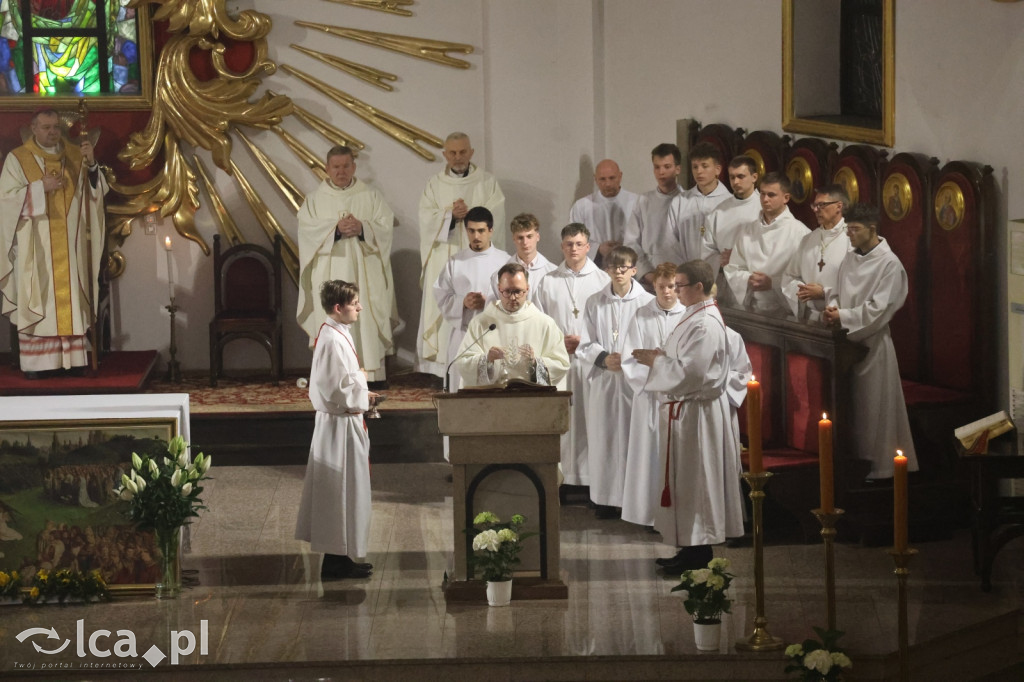 Wigilia Paschalna w kościele NSPJ w Legnicy