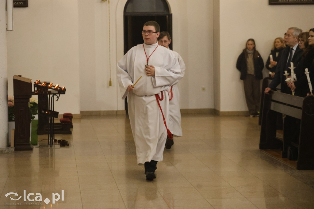 Wigilia Paschalna w kościele NSPJ w Legnicy