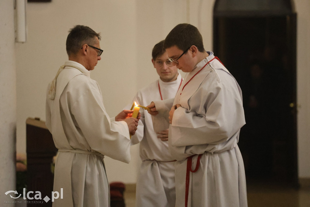 Wigilia Paschalna w kościele NSPJ w Legnicy