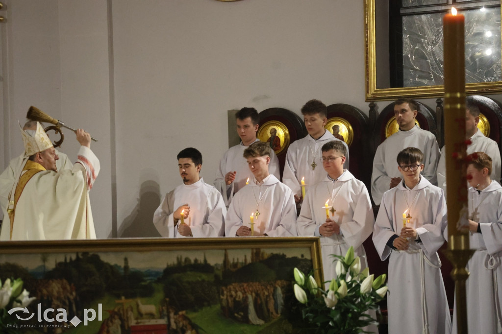 Wigilia Paschalna w kościele NSPJ w Legnicy