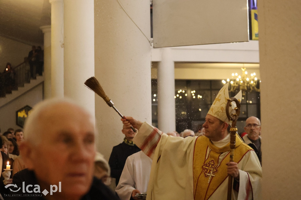 Wigilia Paschalna w kościele NSPJ w Legnicy