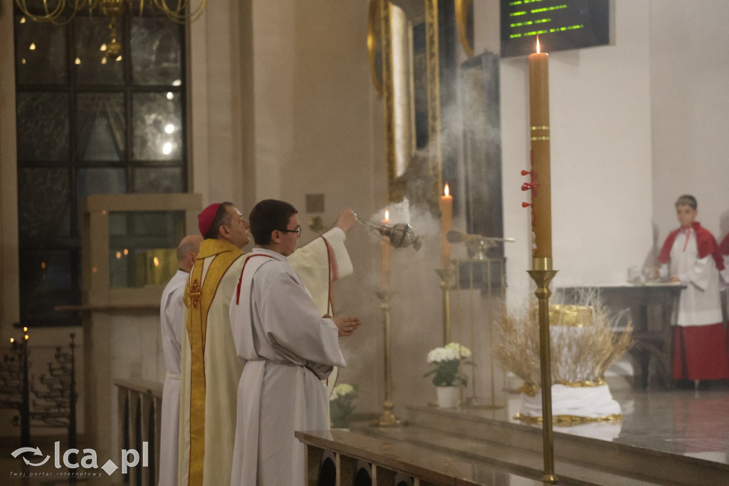Wigilia Paschalna w kościele NSPJ w Legnicy