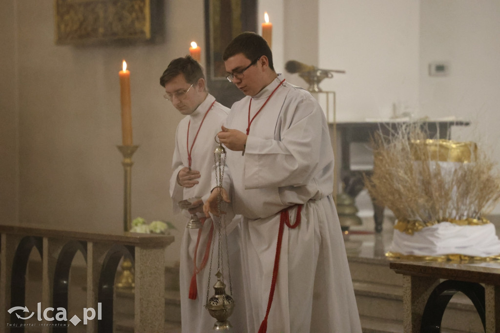 Wigilia Paschalna w kościele NSPJ w Legnicy