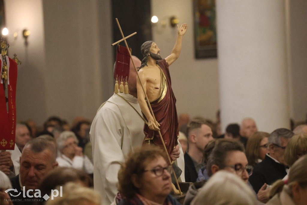Wigilia Paschalna w kościele NSPJ w Legnicy