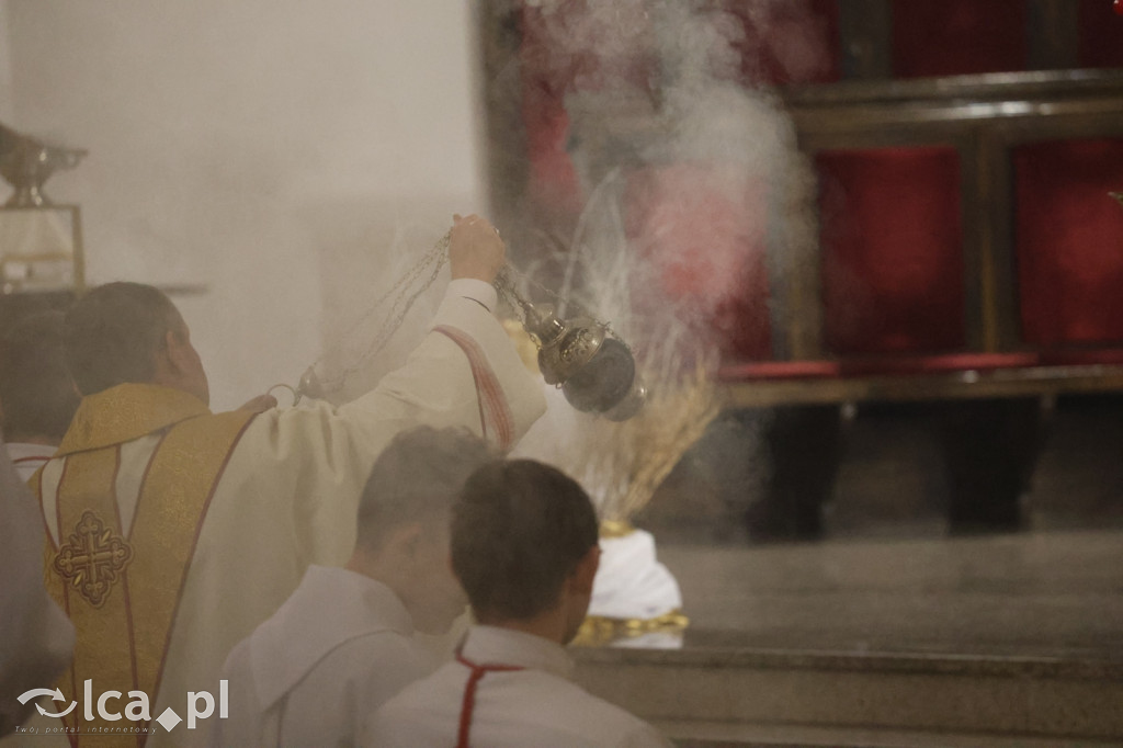 Wigilia Paschalna w kościele NSPJ w Legnicy