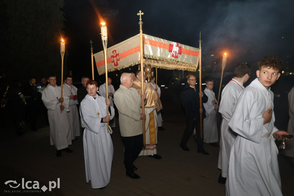 Wigilia Paschalna w kościele NSPJ w Legnicy