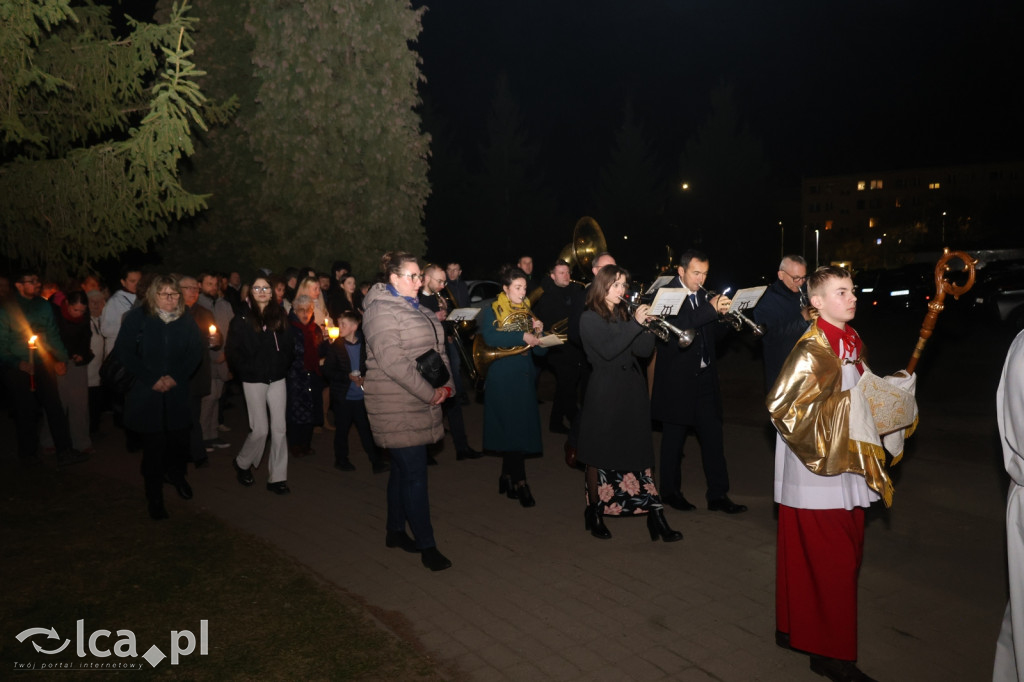 Wigilia Paschalna w kościele NSPJ w Legnicy