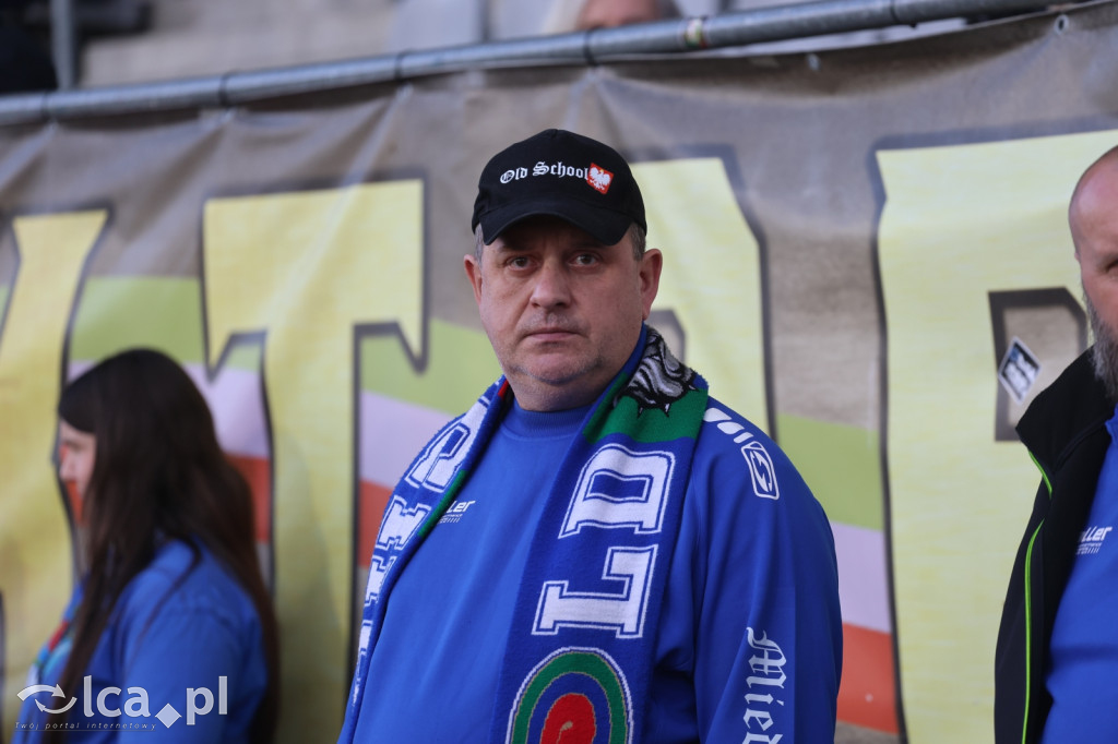Kibice na meczu Miedź Legnica - Polonia Bytom