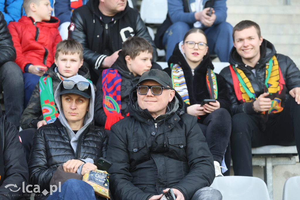 Kibice na meczu Miedź Legnica - Polonia Bytom