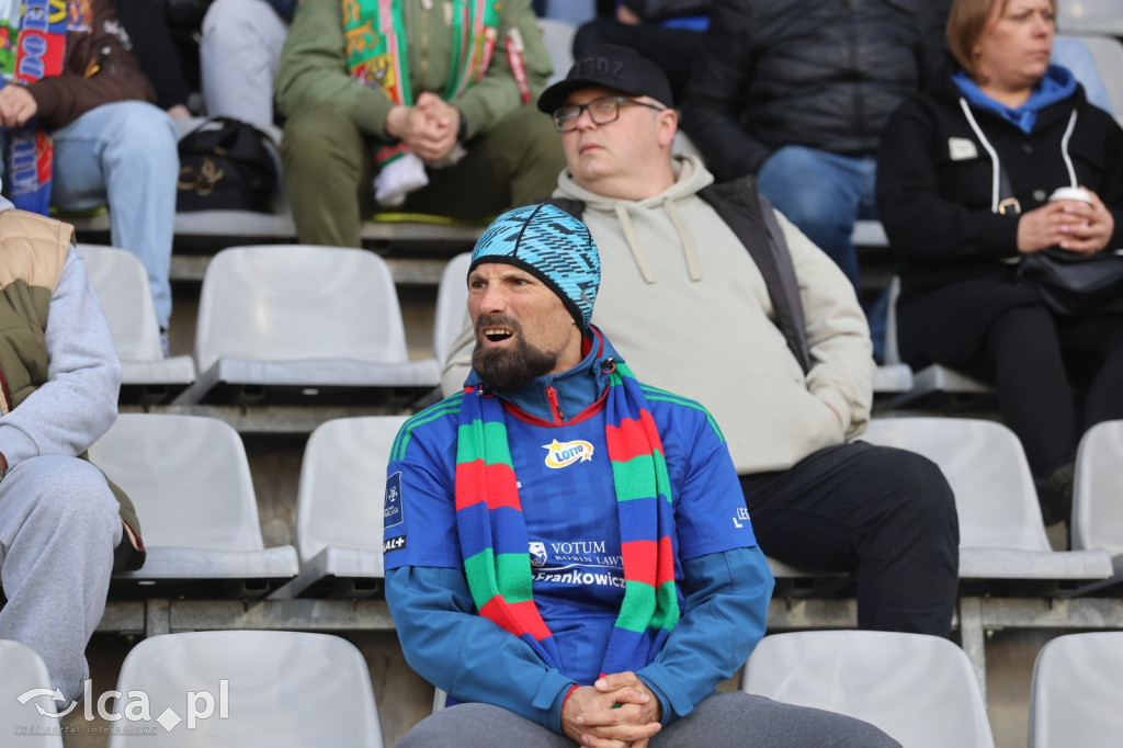 Kibice na meczu Miedź Legnica - Polonia Bytom