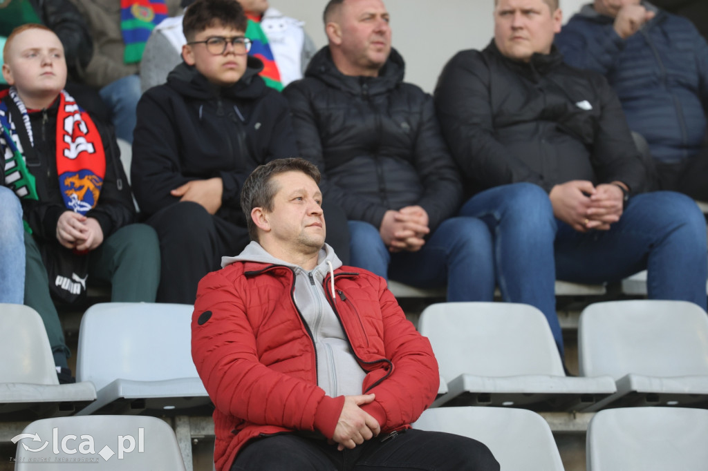 Kibice na meczu Miedź Legnica - Polonia Bytom