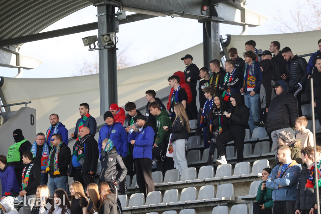 Kibice na meczu Miedź Legnica - Polonia Bytom