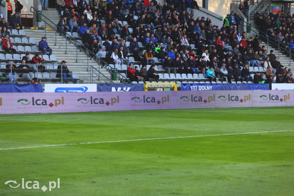 Kibice na meczu Miedź Legnica - Polonia Bytom
