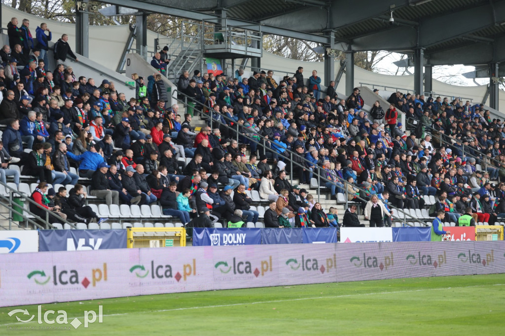 Kibice na meczu Miedź Legnica - Polonia Bytom