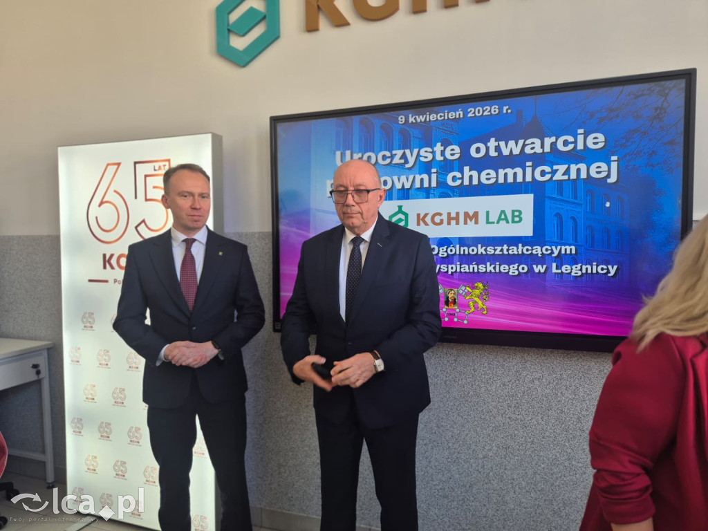 II LO ma nowoczesną pracownię chemiczną