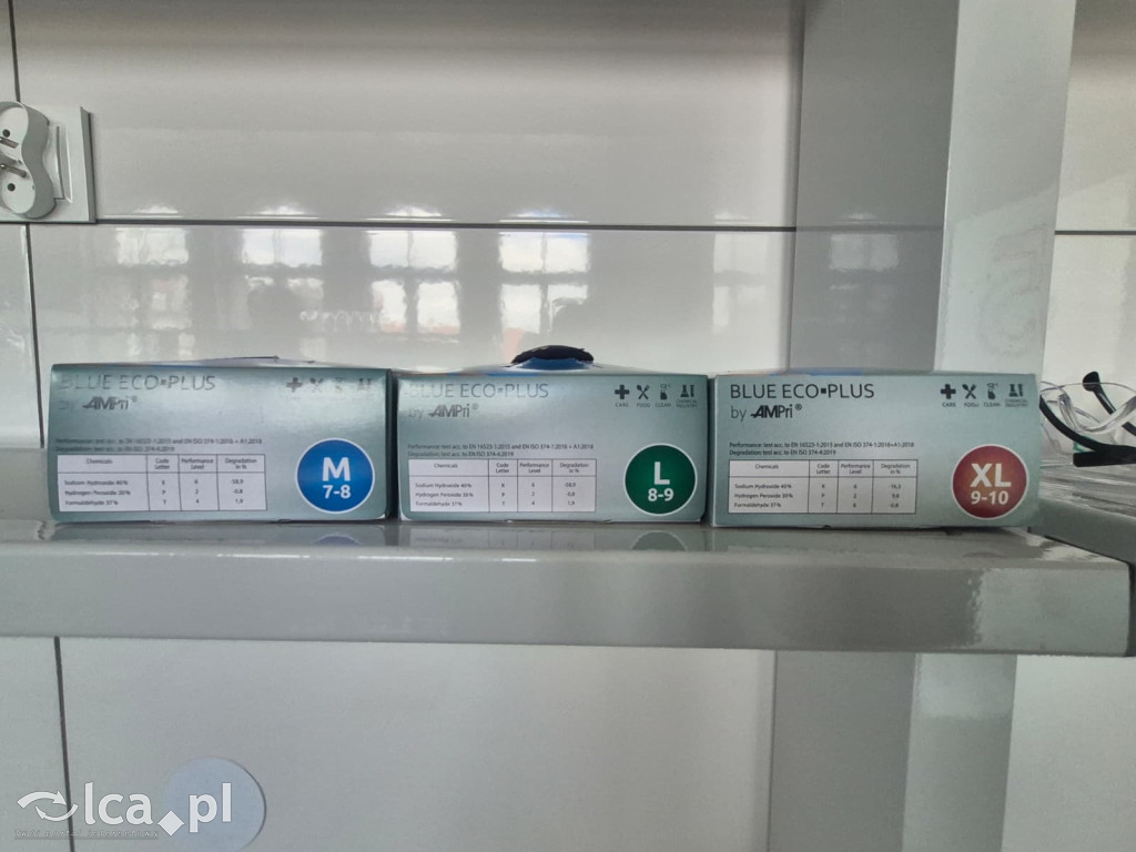 II LO ma nowoczesną pracownię chemiczną