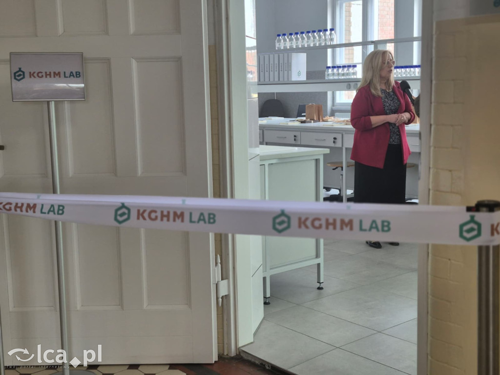 II LO ma nowoczesną pracownię chemiczną