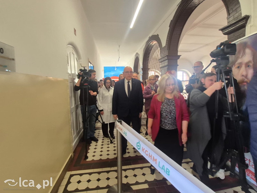 II LO ma nowoczesną pracownię chemiczną