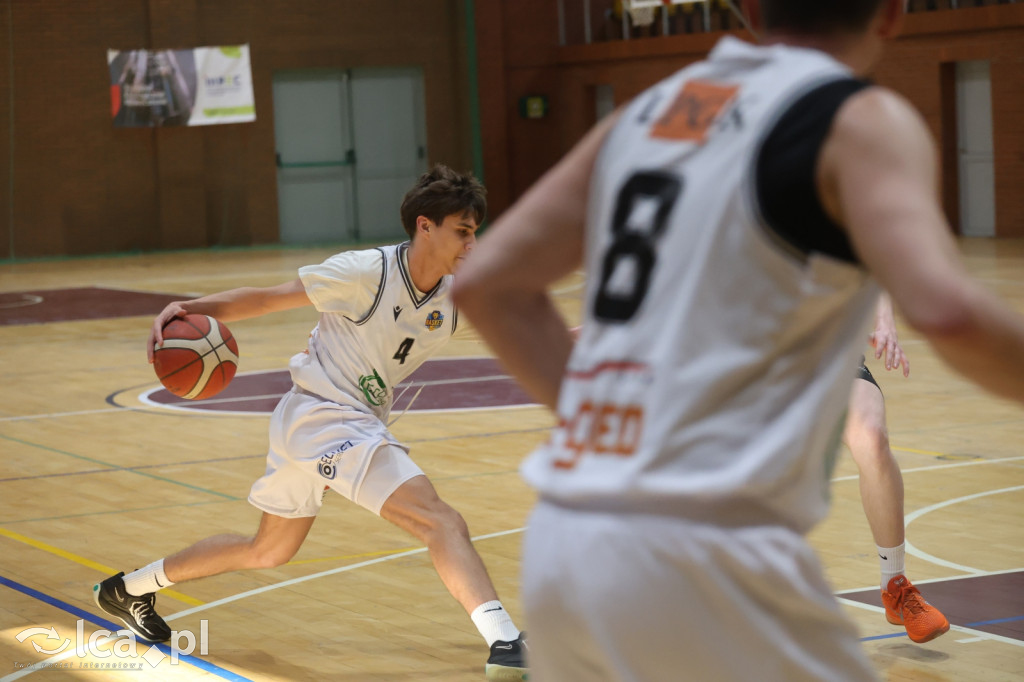 KS Basket Legnica wygrywa pierwszy mecz