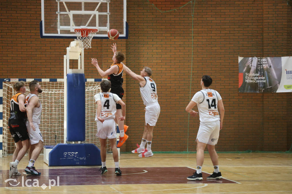 KS Basket Legnica wygrywa pierwszy mecz