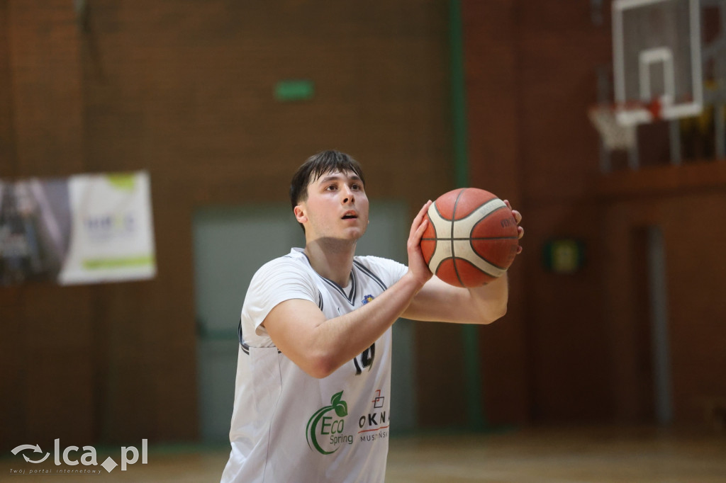 KS Basket Legnica wygrywa pierwszy mecz