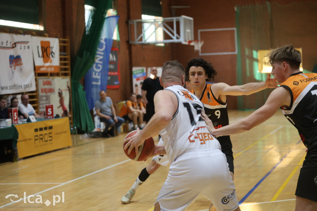 KS Basket Legnica wygrywa pierwszy mecz