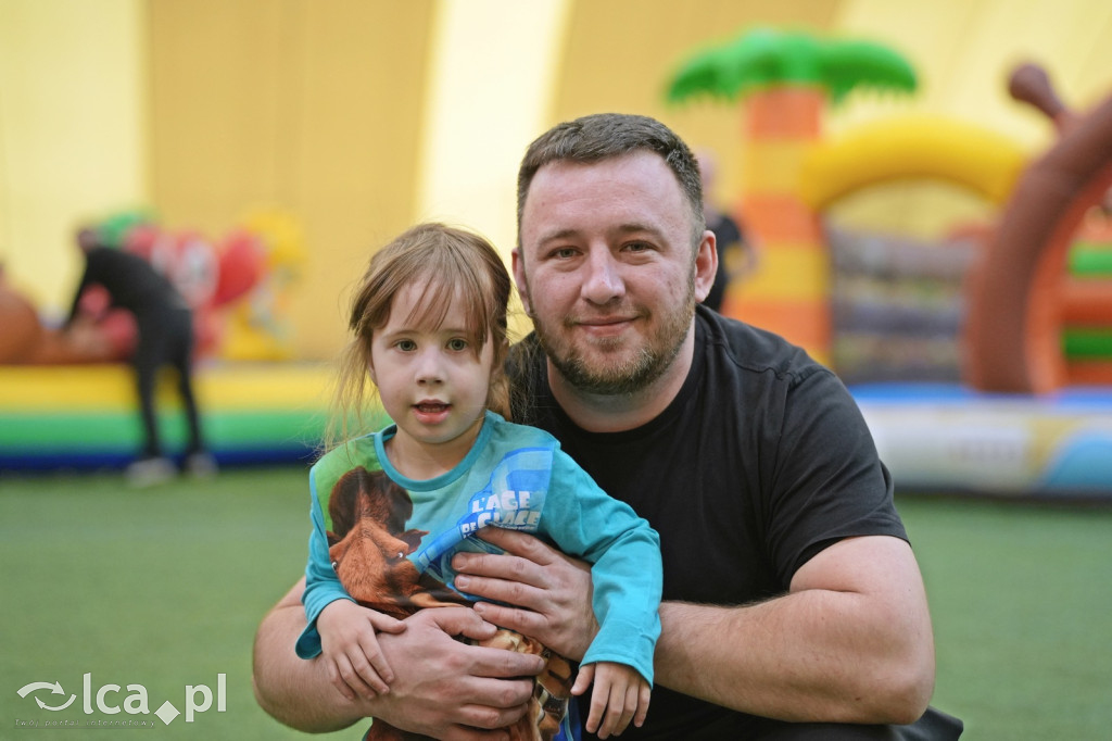 Sobota na dmuchańcach przy Hangarowej